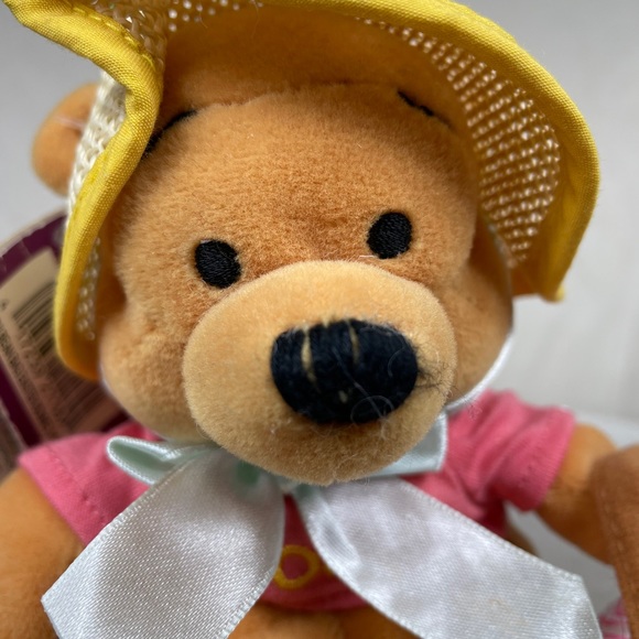 NWT Vintage Disney Easter Bonnet Pooh Beanie Plush - Picture 3 of 13